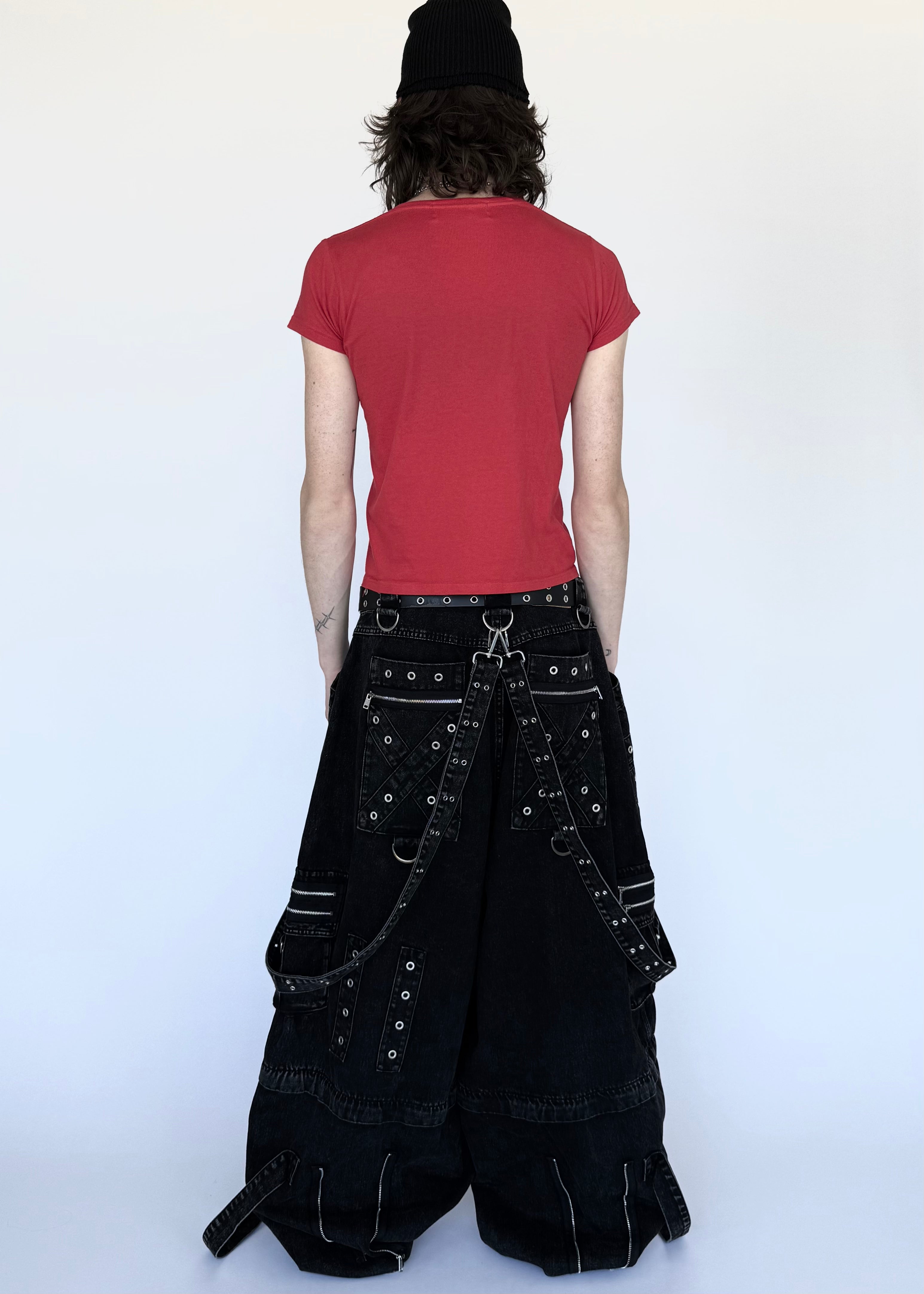 BAGGIEST RAVER - BLACK-IYAMIUIO