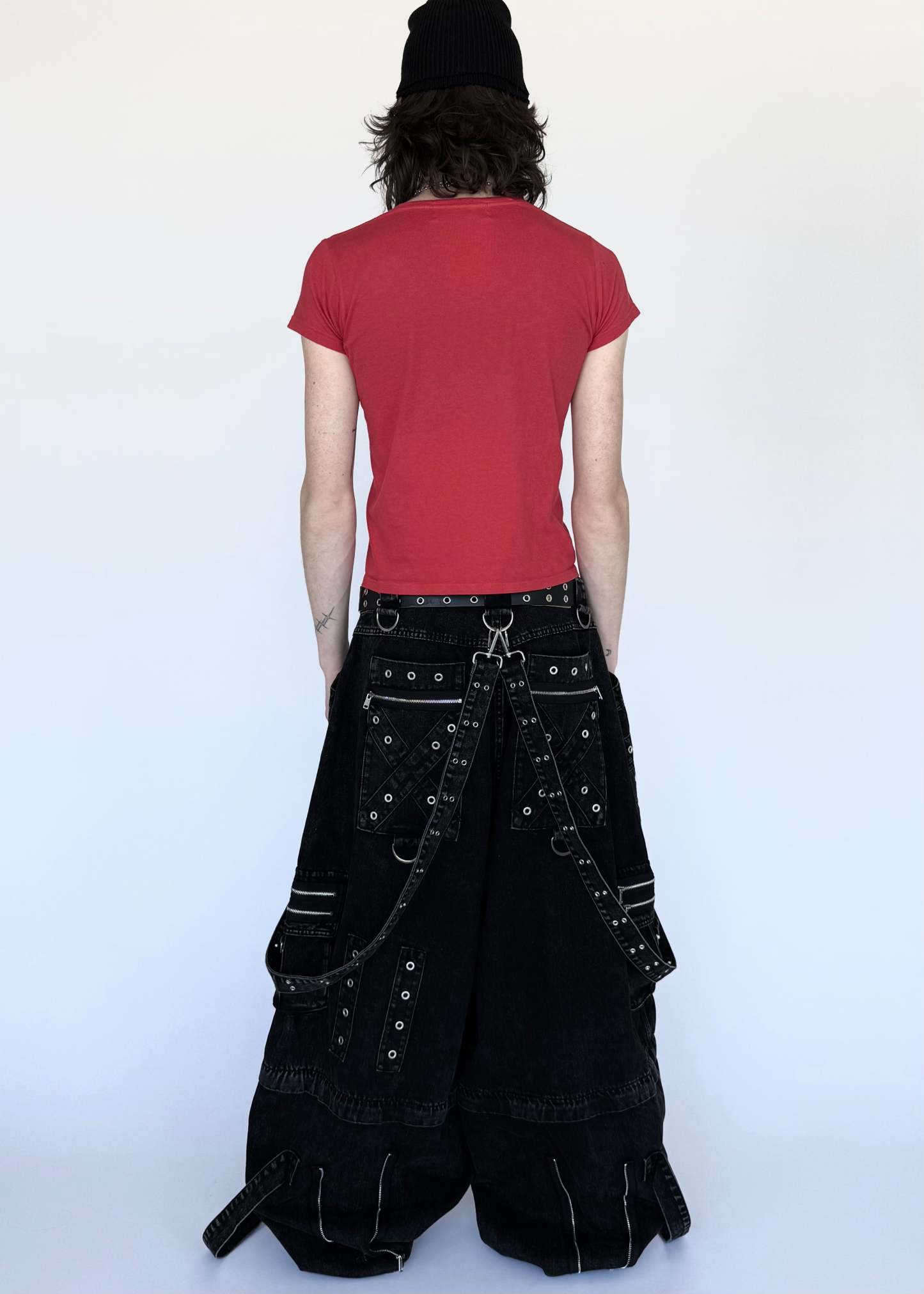 BAGGIEST RAVER - BLACK-IYAMIUIO