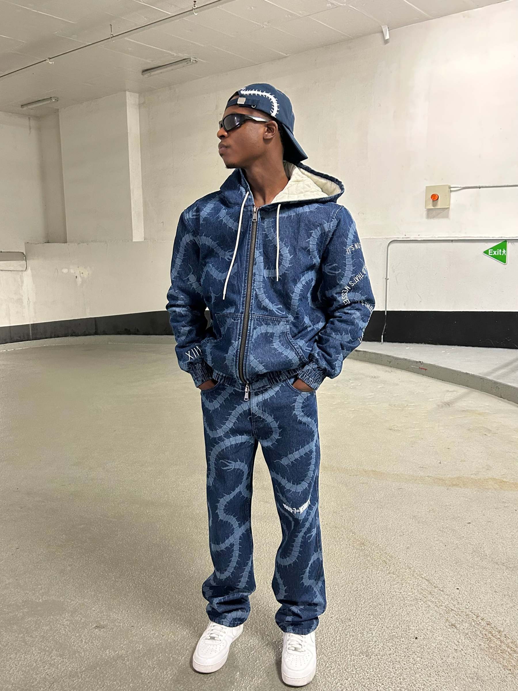 "Phobia" Jacket-IYAMIUIO