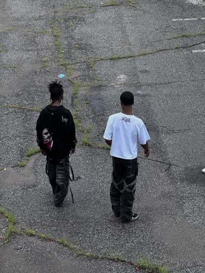 "Colosssal" Hoodie-IYAMIUIO