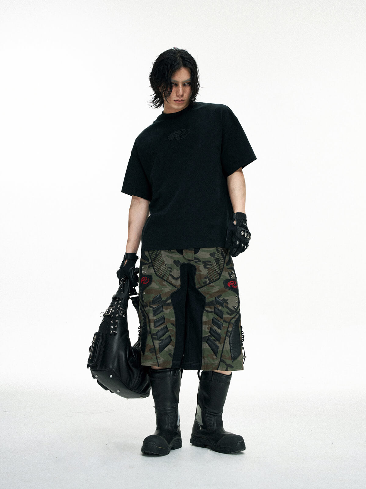 Personsoul Logo Embroidered Basic T-shirt-IYAMIUIO