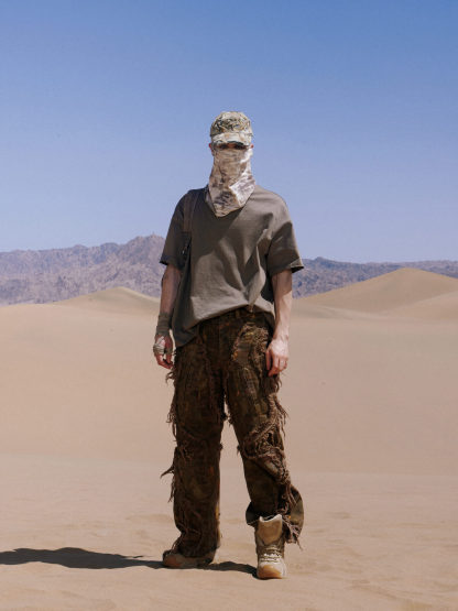 Personsoul Logo Embroidered Basic T-shirt-IYAMIUIO