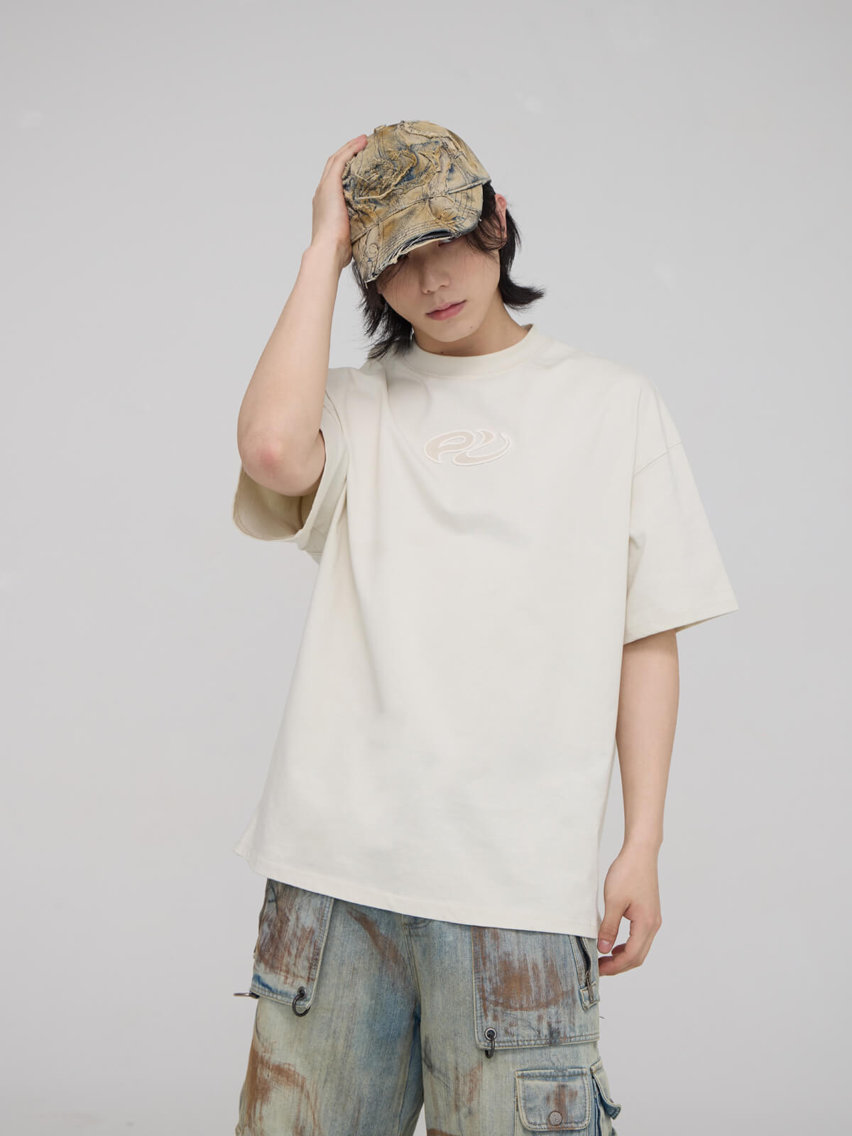 Personsoul Logo Embroidered Basic T-shirt-IYAMIUIO
