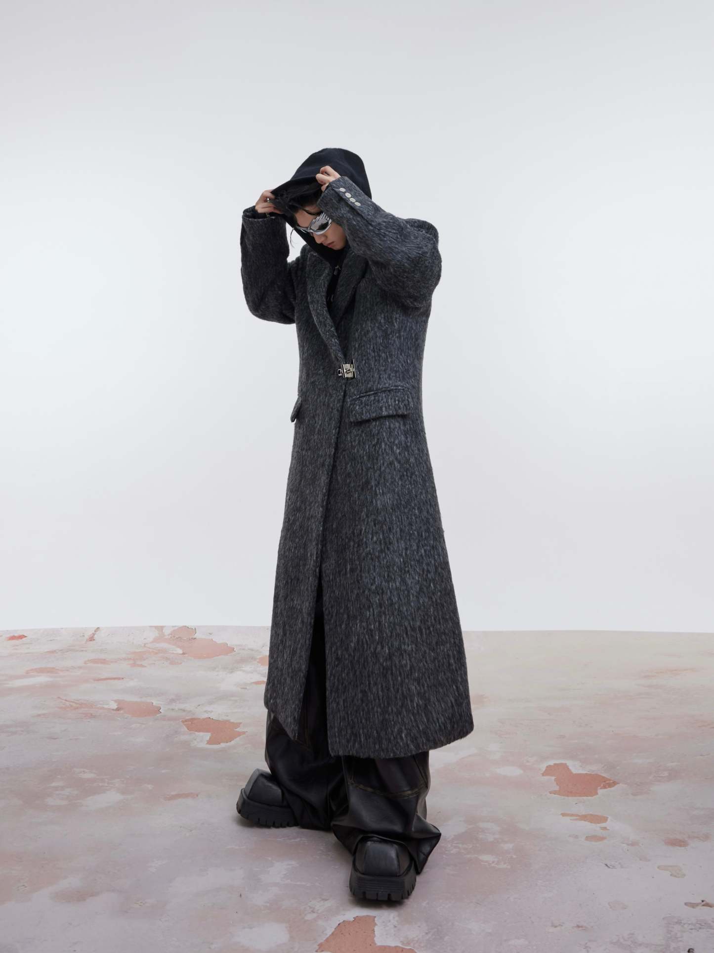 【23s October.】Oversized Shoulder-padded Wool Coat-IYAMIUIO