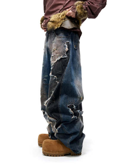 Curved Blade Denim Jeans-IYAMIUIO