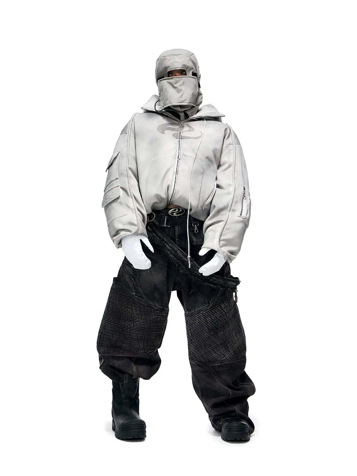 Temperature-Reactive Curved Jeans with Bag Set-IYAMIUIO