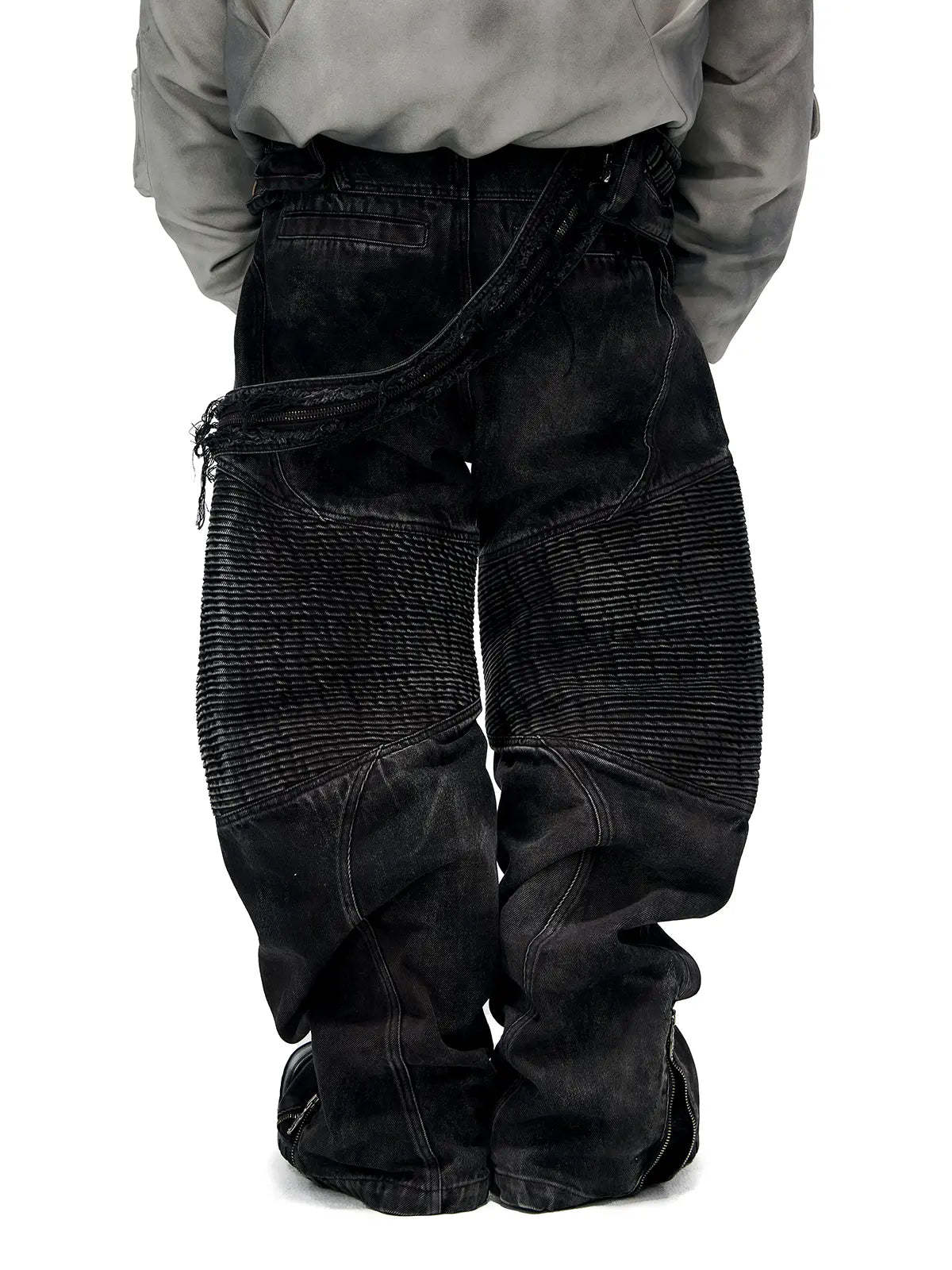 Temperature-Reactive Curved Jeans with Bag Set-IYAMIUIO