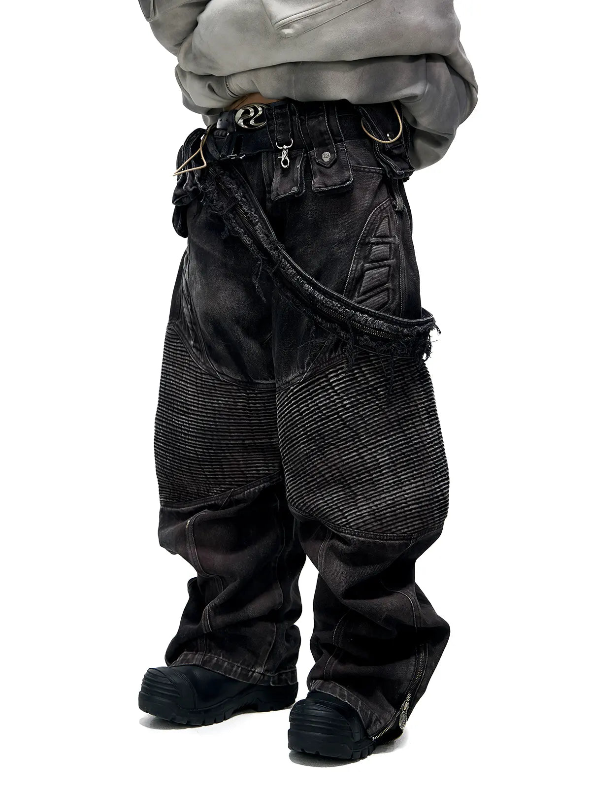 Temperature-Reactive Curved Jeans with Bag Set-IYAMIUIO