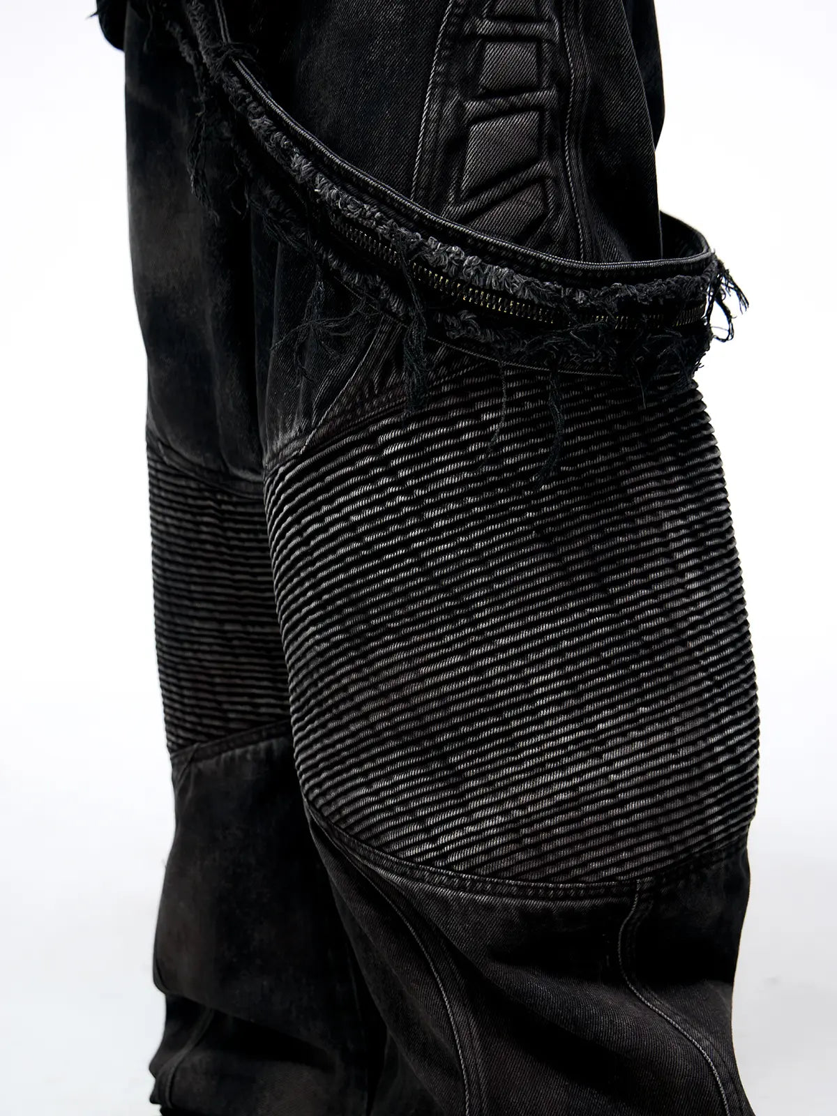 Temperature-Reactive Curved Jeans with Bag Set-IYAMIUIO