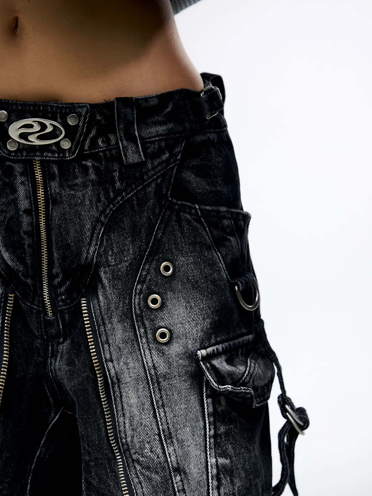 A-Line Baggy Jeans with Hardware Details-IYAMIUIO