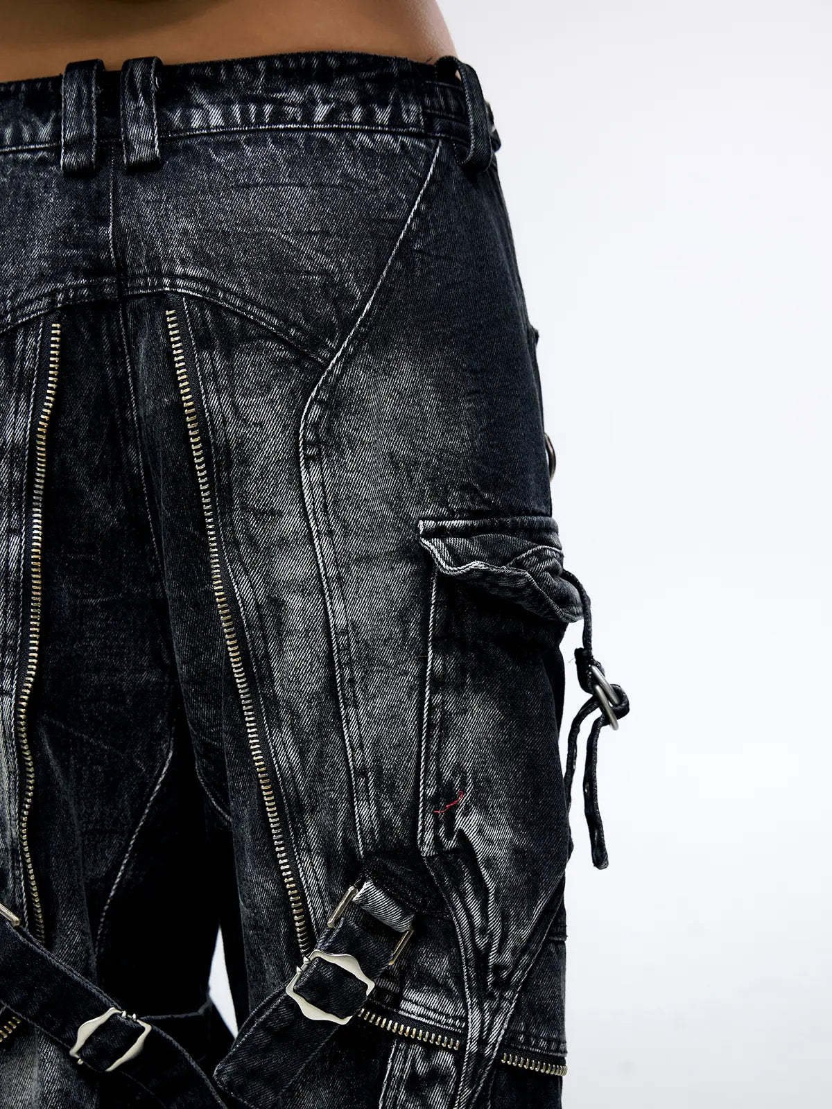 A-Line Baggy Jeans with Hardware Details-IYAMIUIO