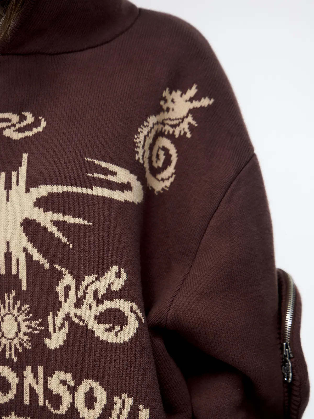 Totem Hoodie Sweater with Face Mask-IYAMIUIO