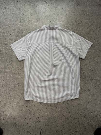 "Spaceship" Button Up-IYAMIUIO