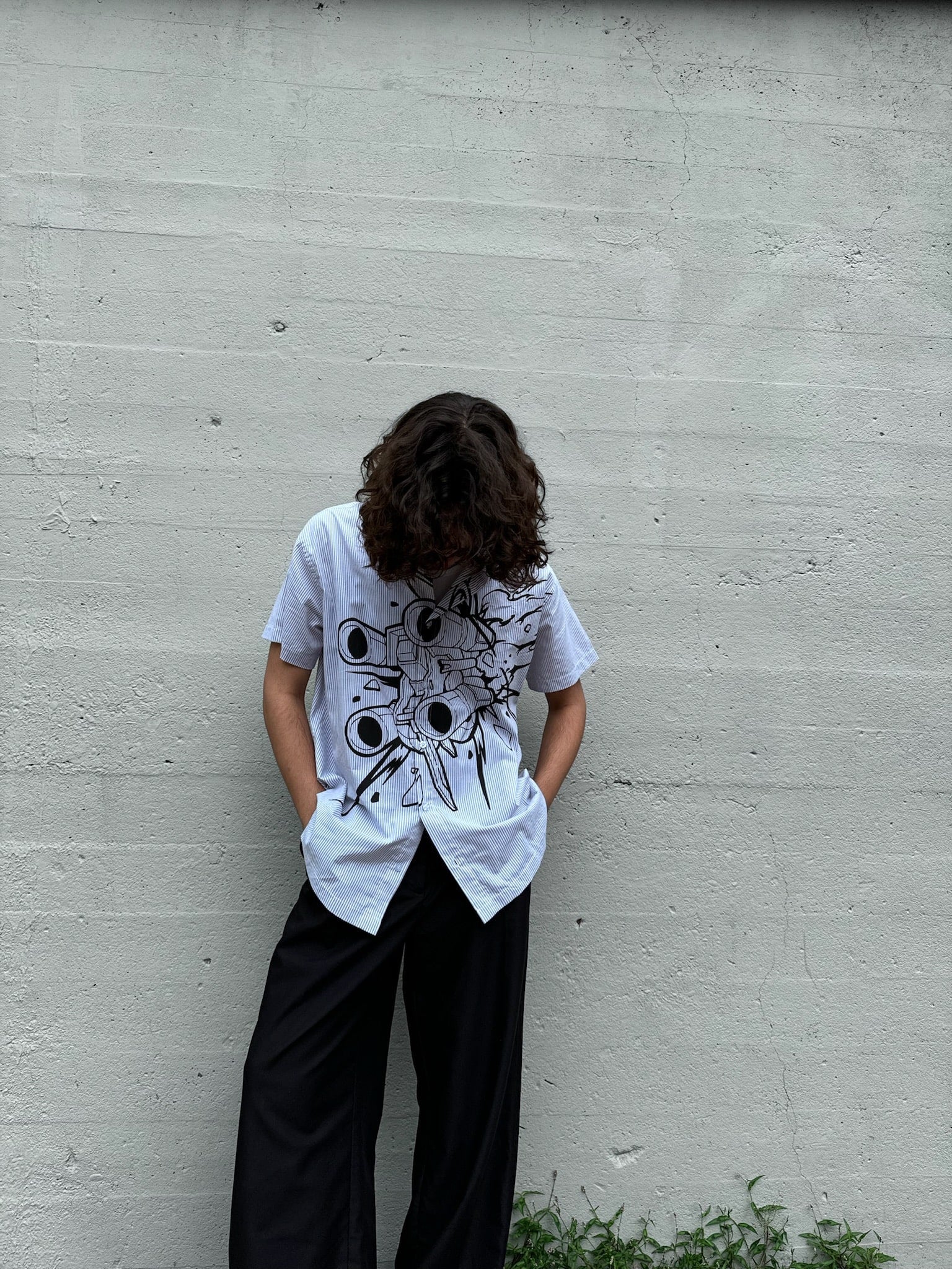 "Spaceship" Button Up-IYAMIUIO