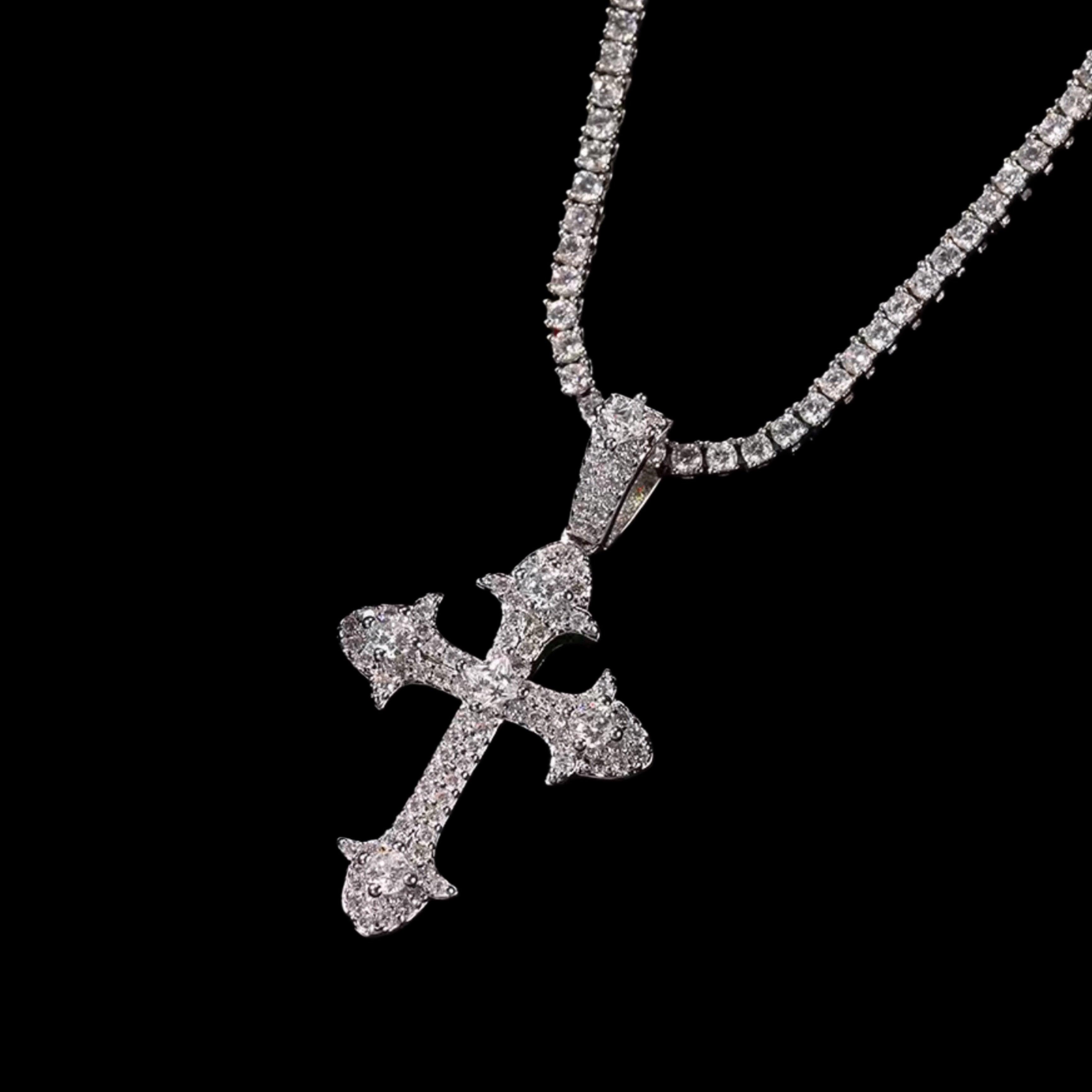 MICRO DIAMOND CROSS NECKLACE-IYAMIUIO