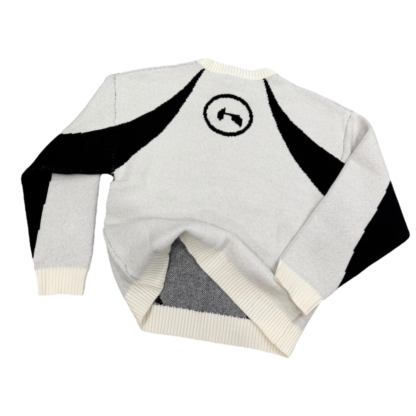 TECH KNIT (WHITE/BLACK)-IYAMIUIO