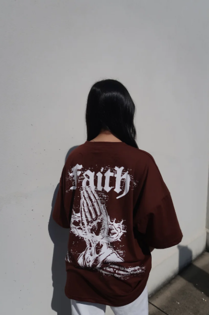 FAITH TEE (BROWN)-IYAMIUIO