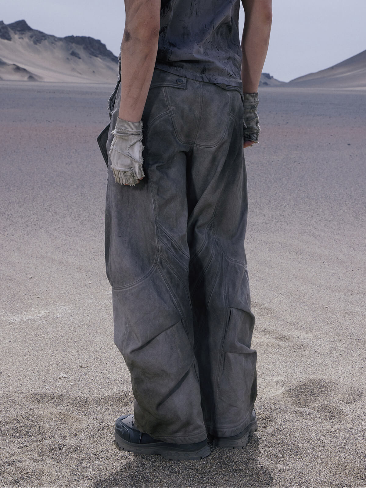 Personsoul Split Deconstructed Gray Cargo Pants-IYAMIUIO