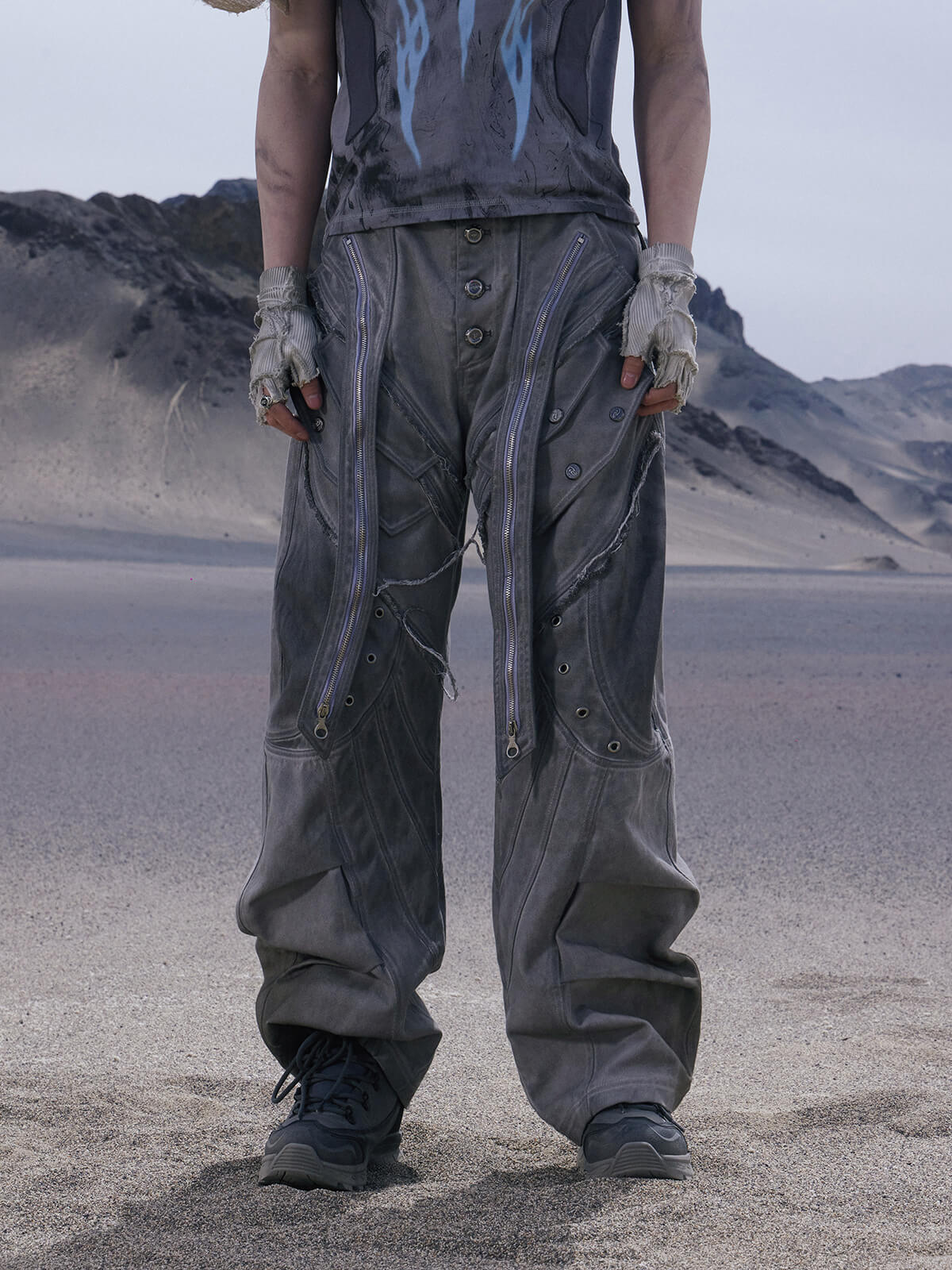 Personsoul Split Deconstructed Gray Cargo Pants-IYAMIUIO