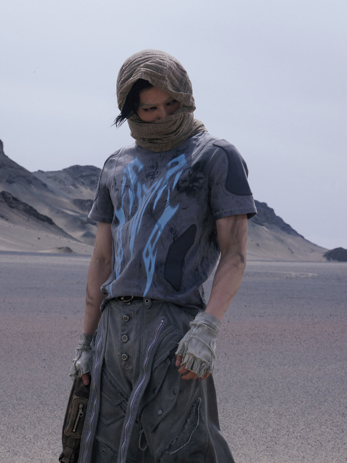 Personsoul Dirty Slim Fit T-Shirt-IYAMIUIO