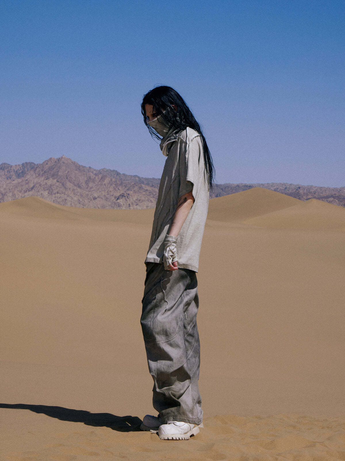 Personsoul Desert Distressed Grey T-shirt-IYAMIUIO