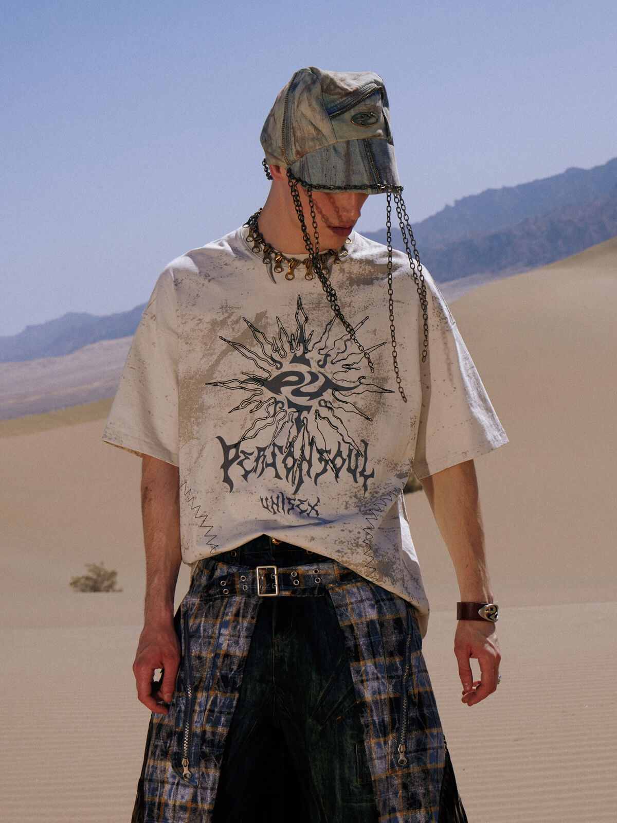 Personsoul Desert Sun Mystical Graphic T-shirt-IYAMIUIO