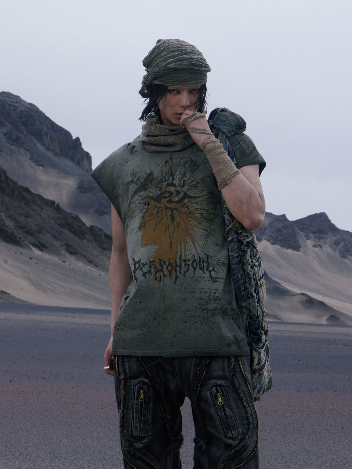 Personsoul Desert Sun-Totem Graphic Tank Top-IYAMIUIO