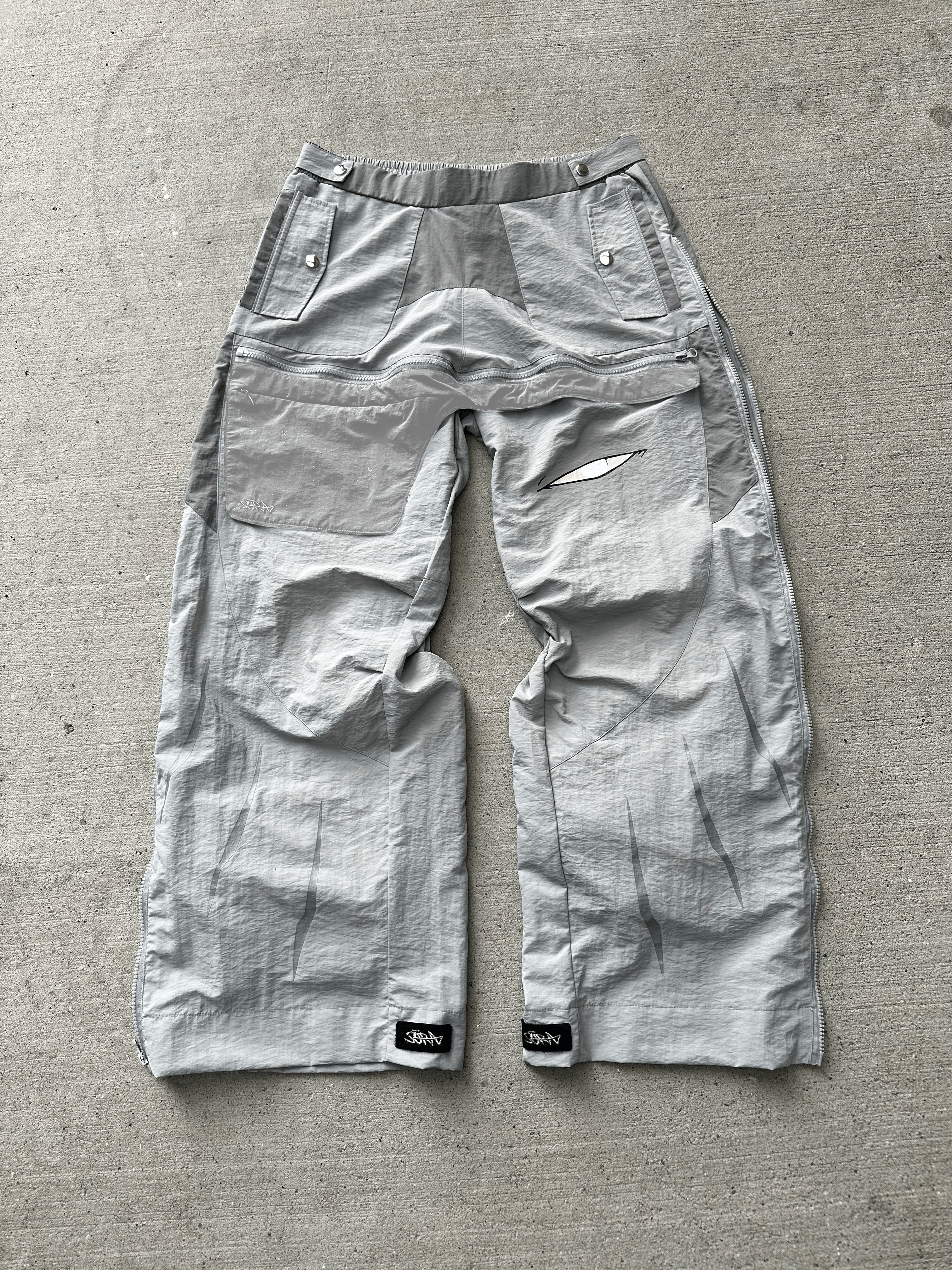 "Puppet Master" Parachute Pants-IYAMIUIO
