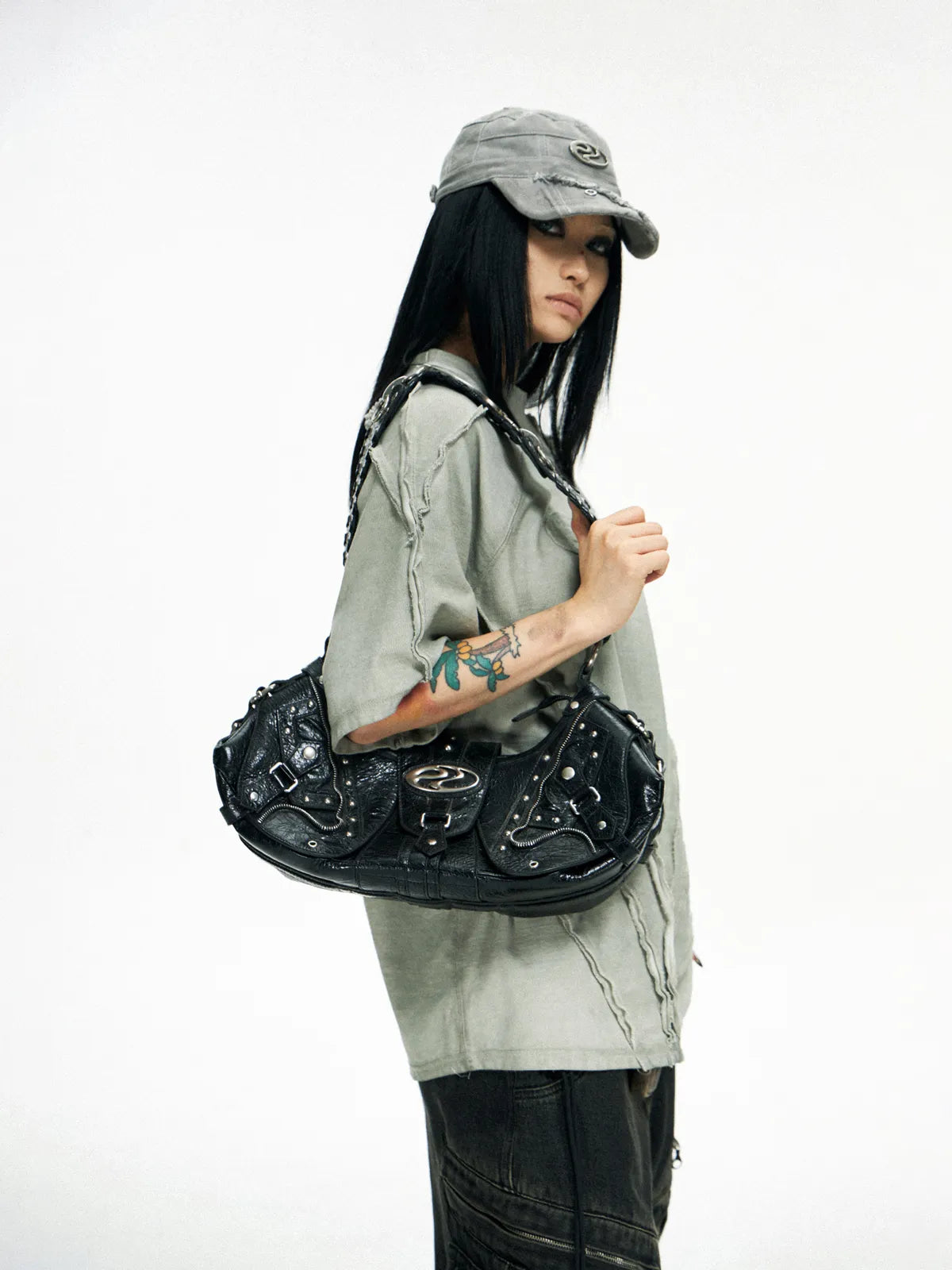 Personsoul Techwear Metal Leather Shoulder Bag-IYAMIUIO