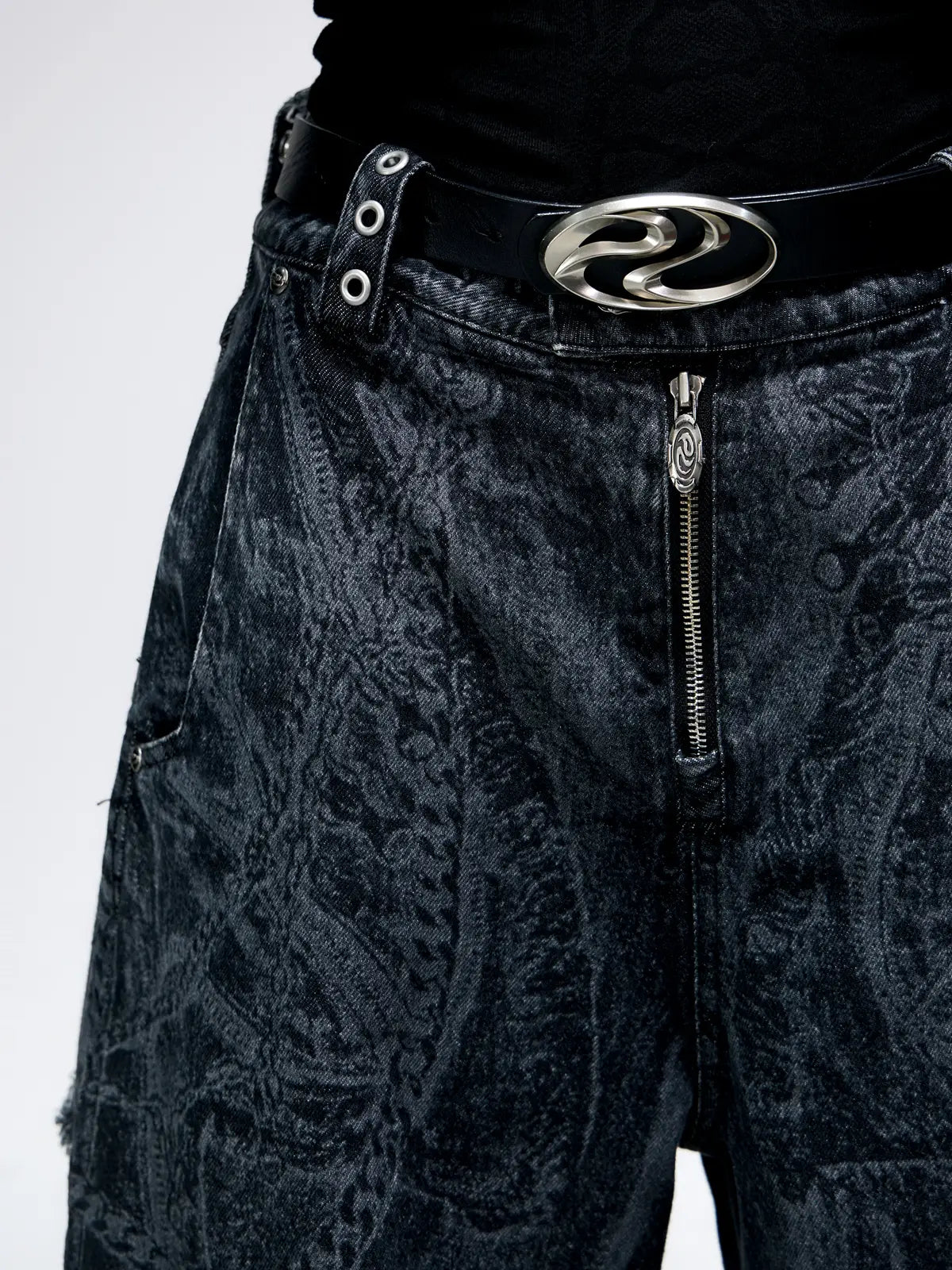 Personsoul Textured Black Print Ripped Jeans-IYAMIUIO