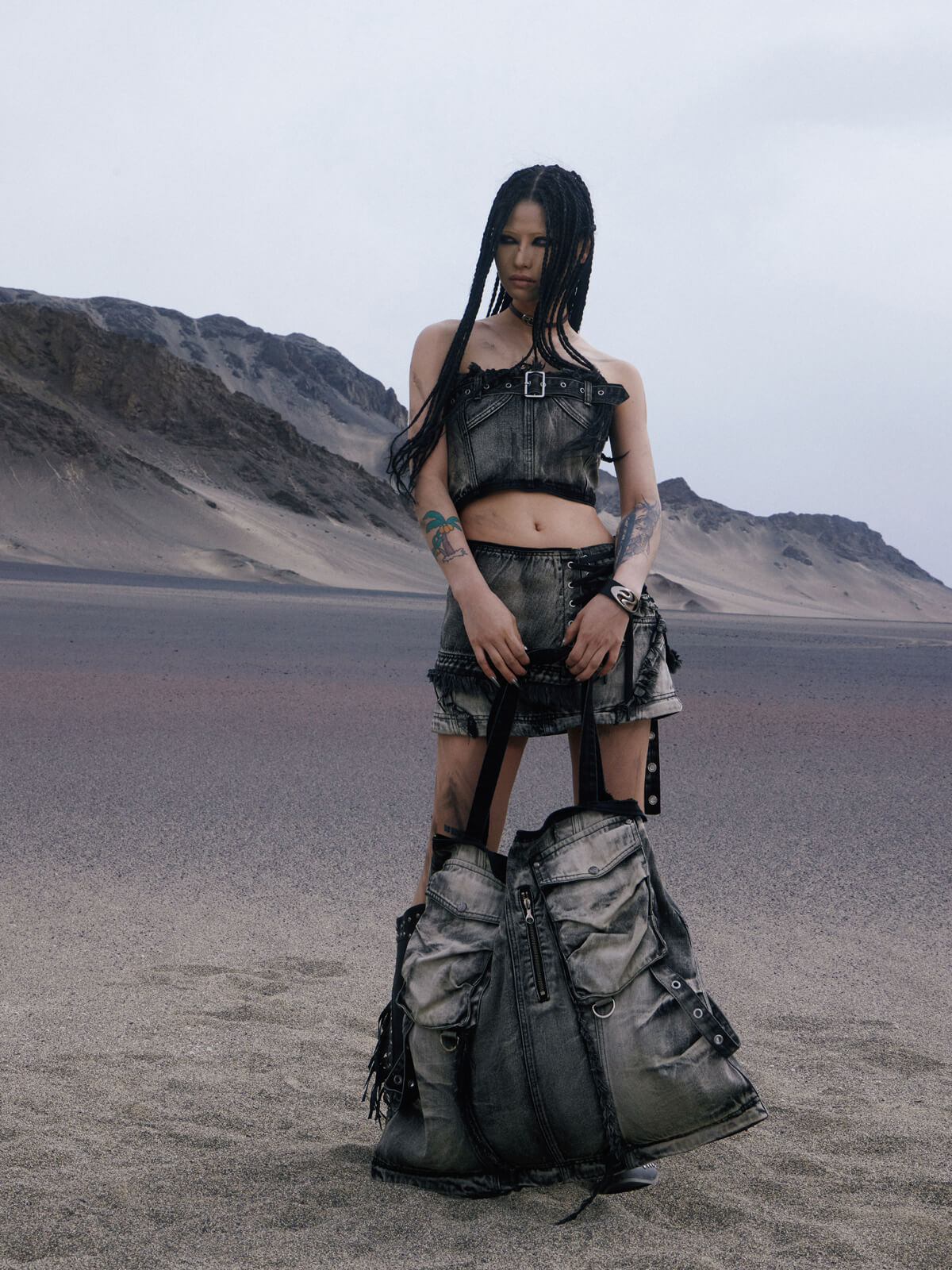 Personsoul Three-Stage Faded Maxi Denim Skirt-IYAMIUIO