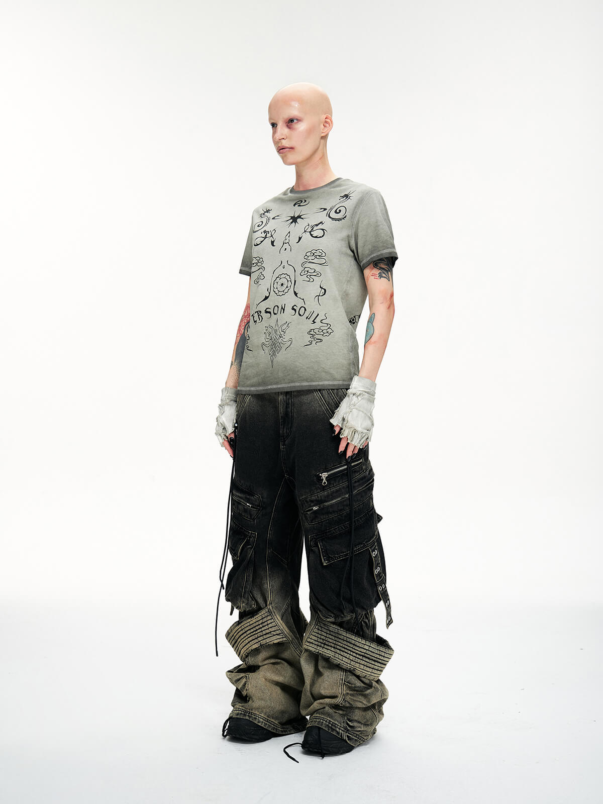 Personsoul Totem Slim Fit T-shirt-IYAMIUIO