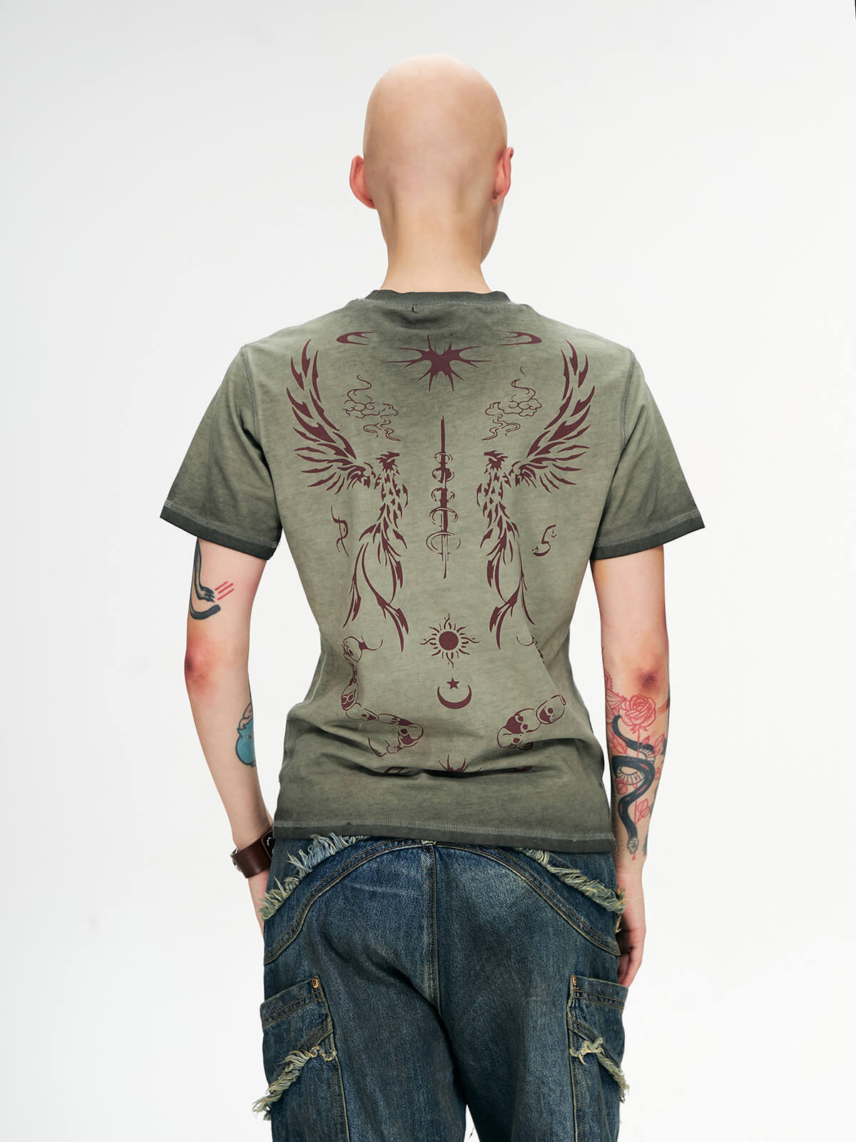 Personsoul Totem Slim Fit T-shirt-IYAMIUIO