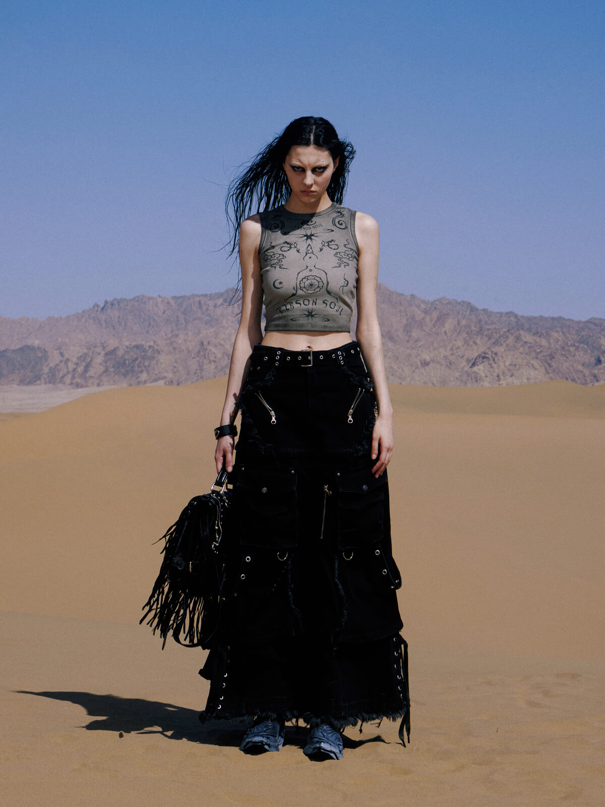 Personsoul Totem-Inspired Cropped Tank Top-IYAMIUIO