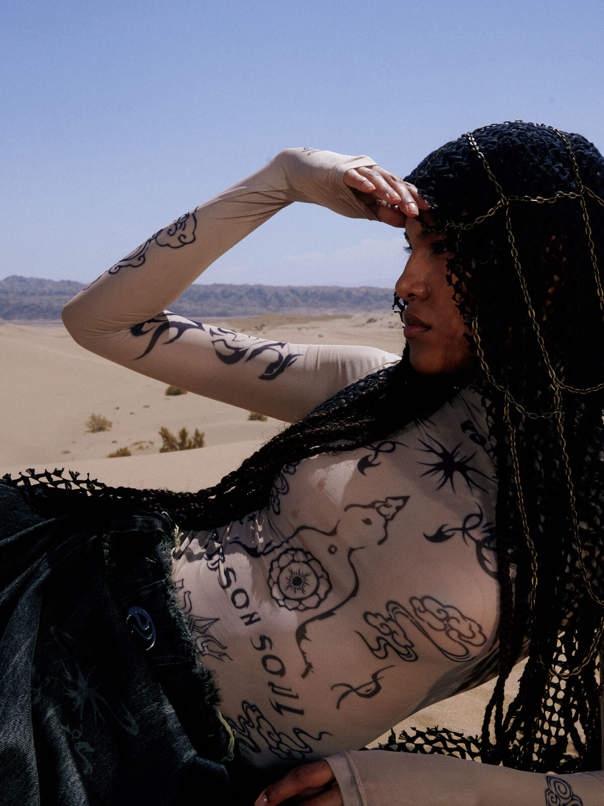 Personsoul Desert Totem-Inspired Skin Highneck Top-IYAMIUIO