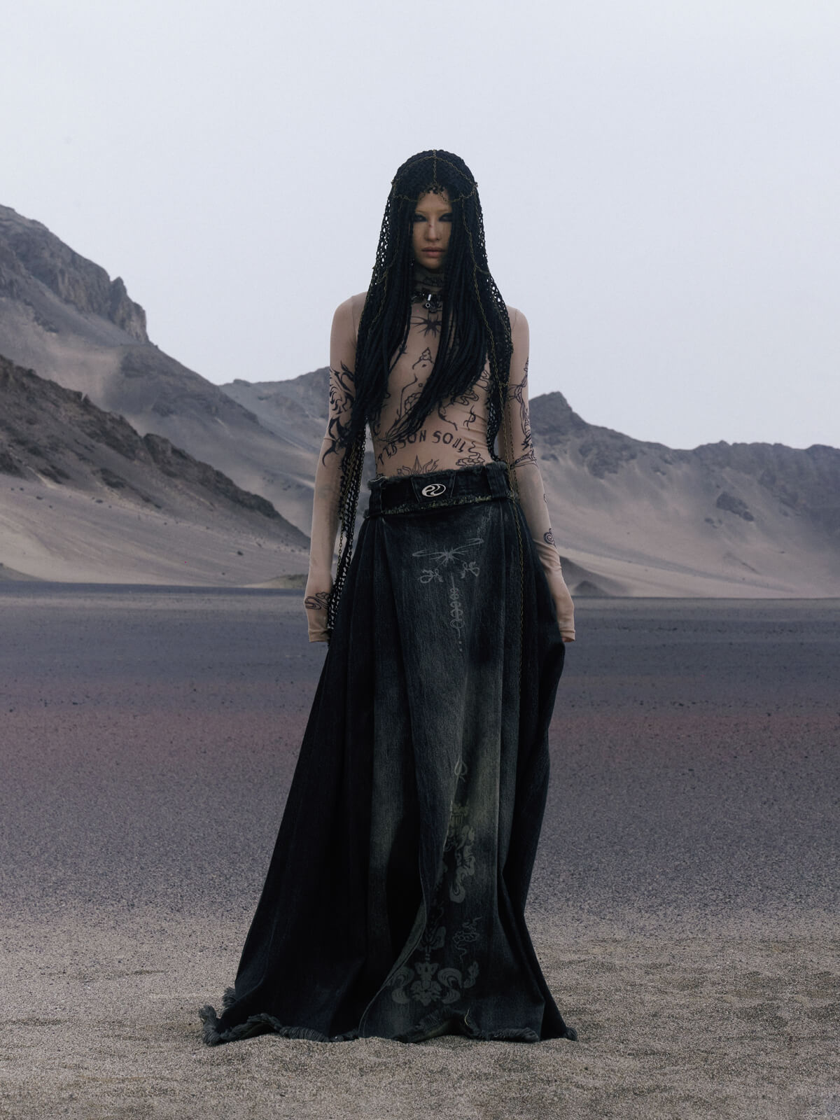 Personsoul Desert Totem-Inspired Skin Highneck Top-IYAMIUIO