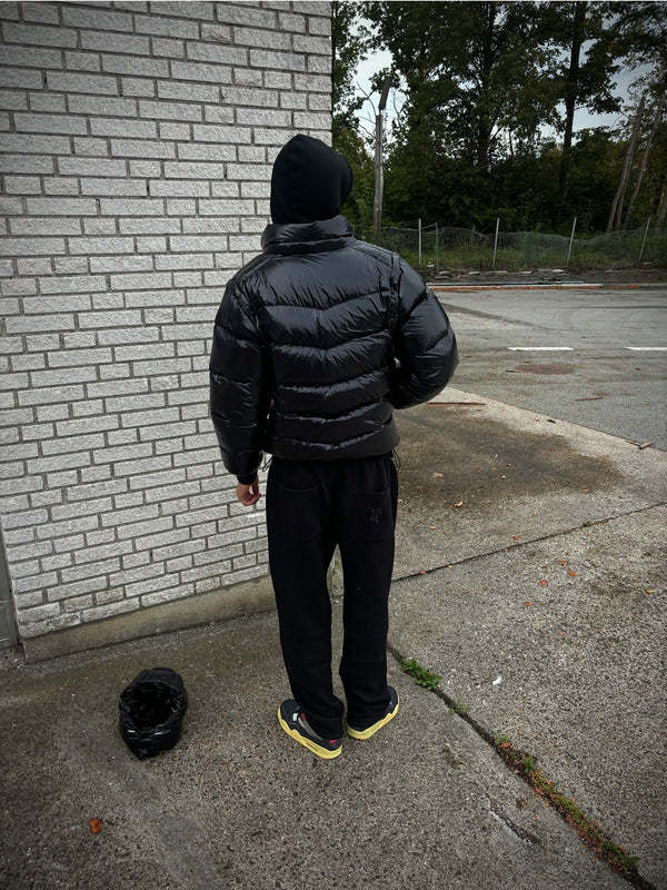 TRIPLE BLACK V2 PUFFA-IYAMIUIO