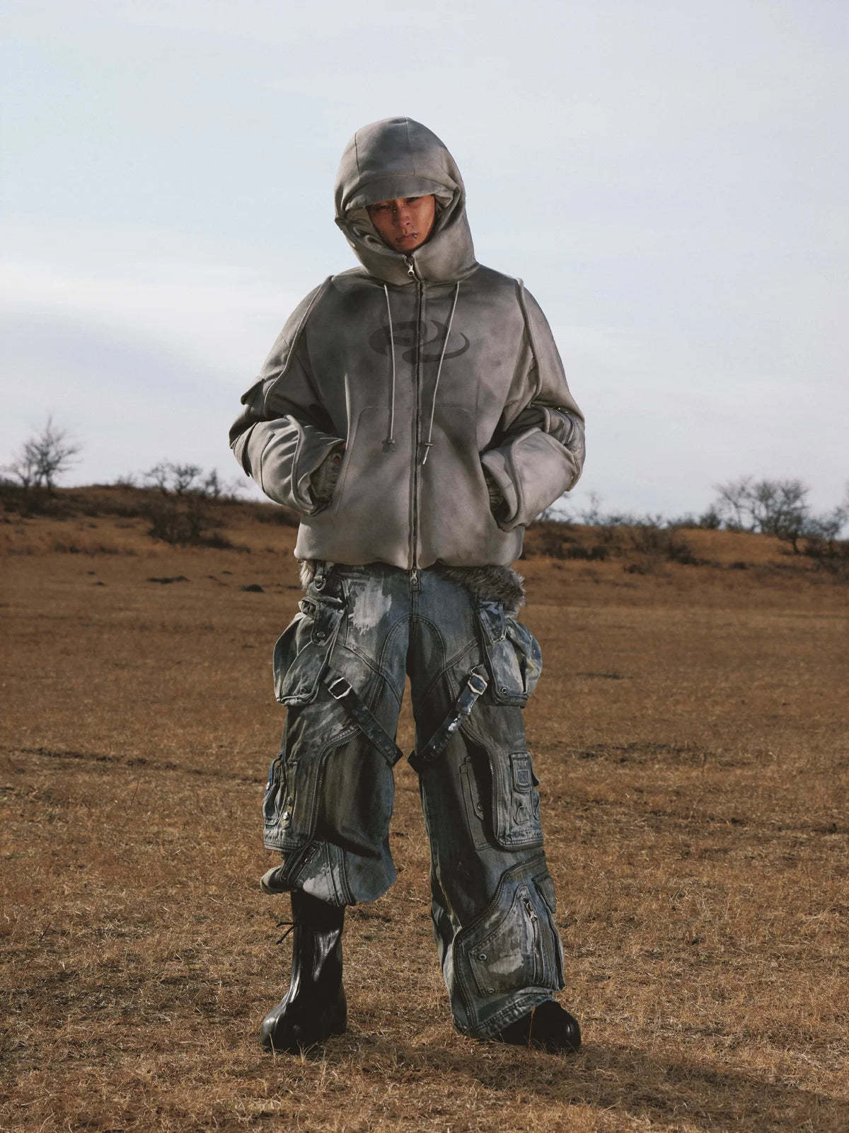 Personsoul White Stain Graffiti Cargo Pants-IYAMIUIO