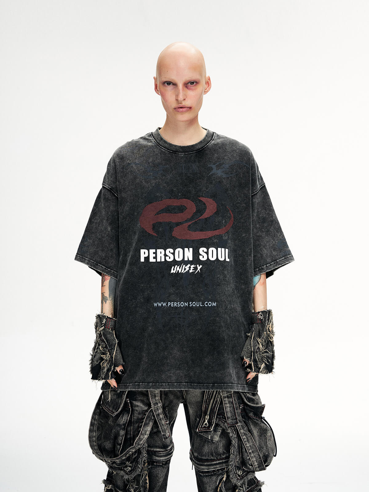 Personsoul Basic Logo Washed Oversized T-Shirt-IYAMIUIO