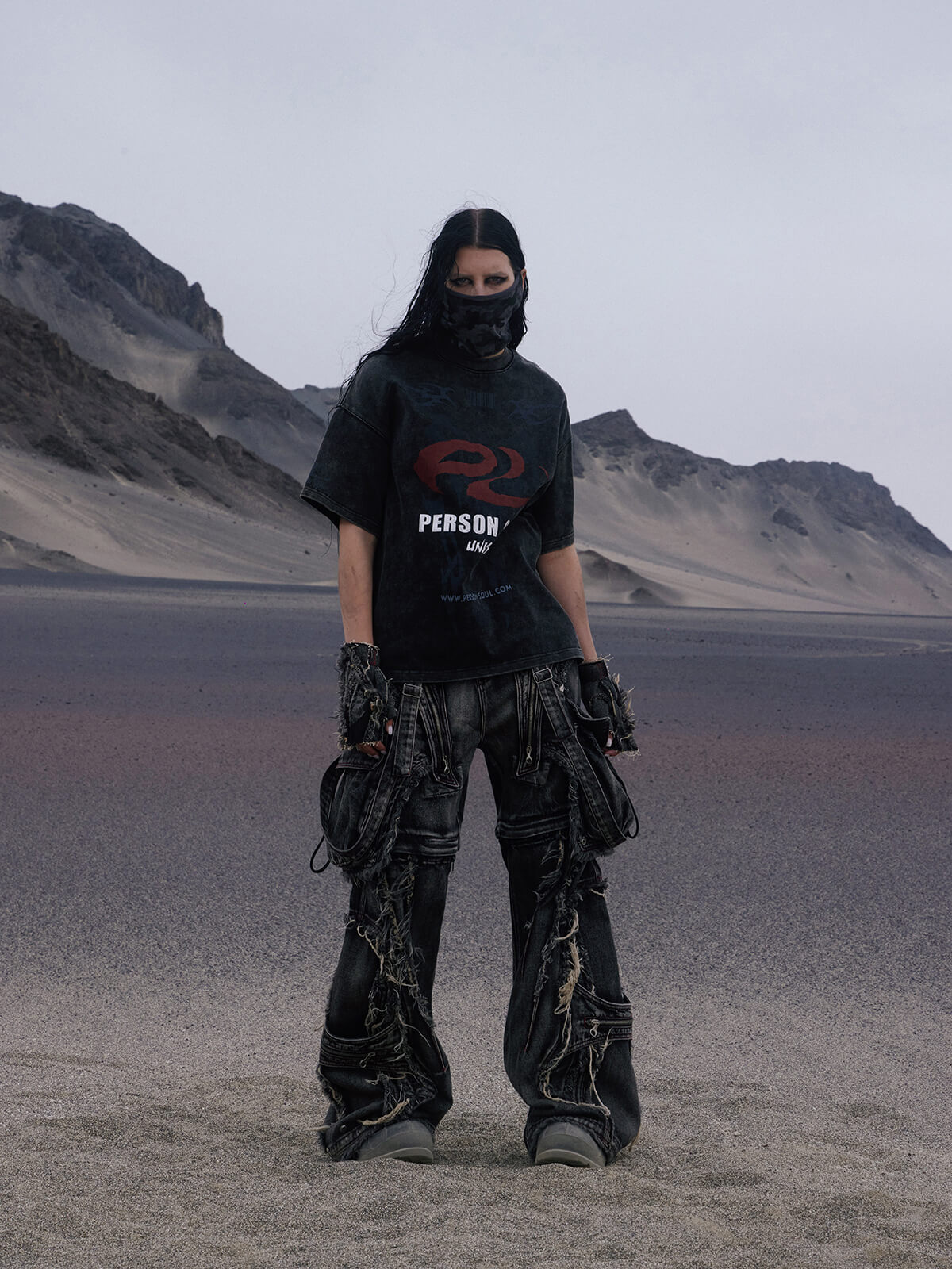 Personsoul Basic Logo Washed Oversized T-Shirt-IYAMIUIO