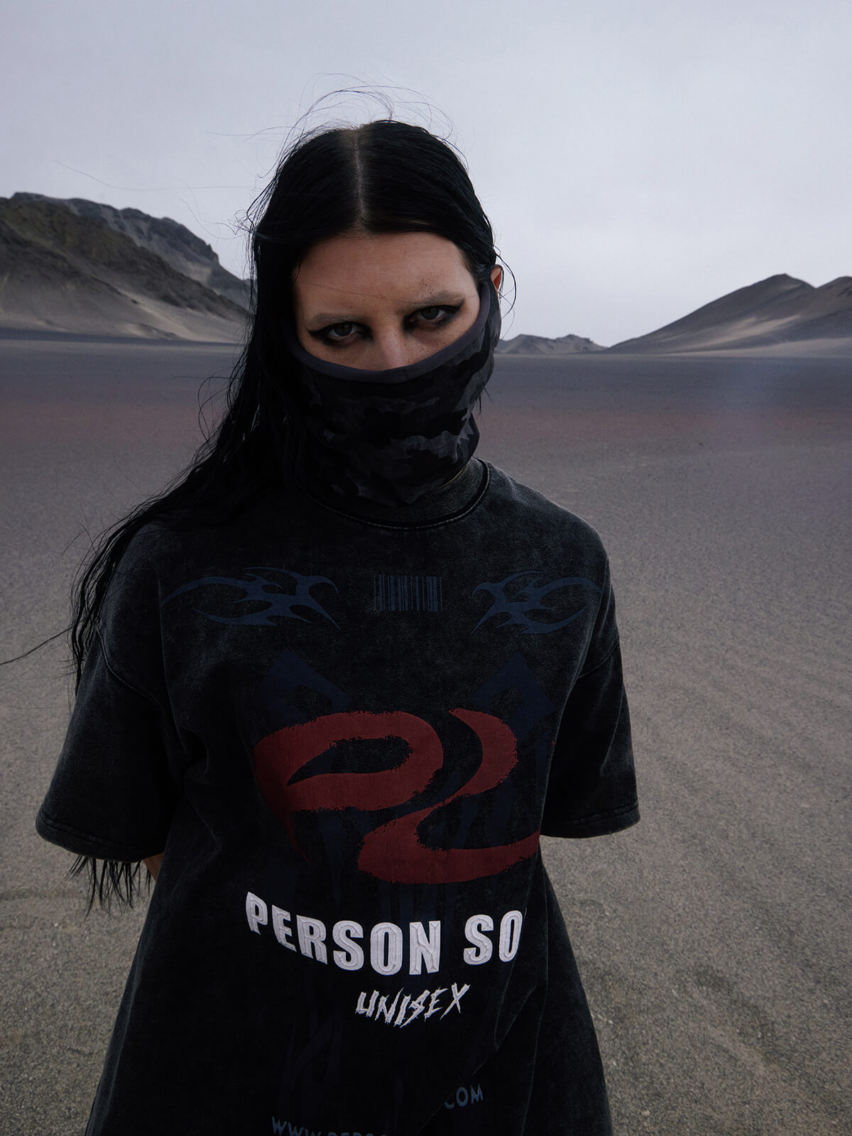 Personsoul Basic Logo Washed Oversized T-Shirt-IYAMIUIO