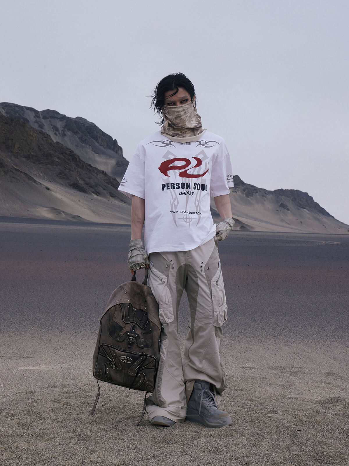 Personsoul Basic Logo Washed Oversized T-Shirt-IYAMIUIO