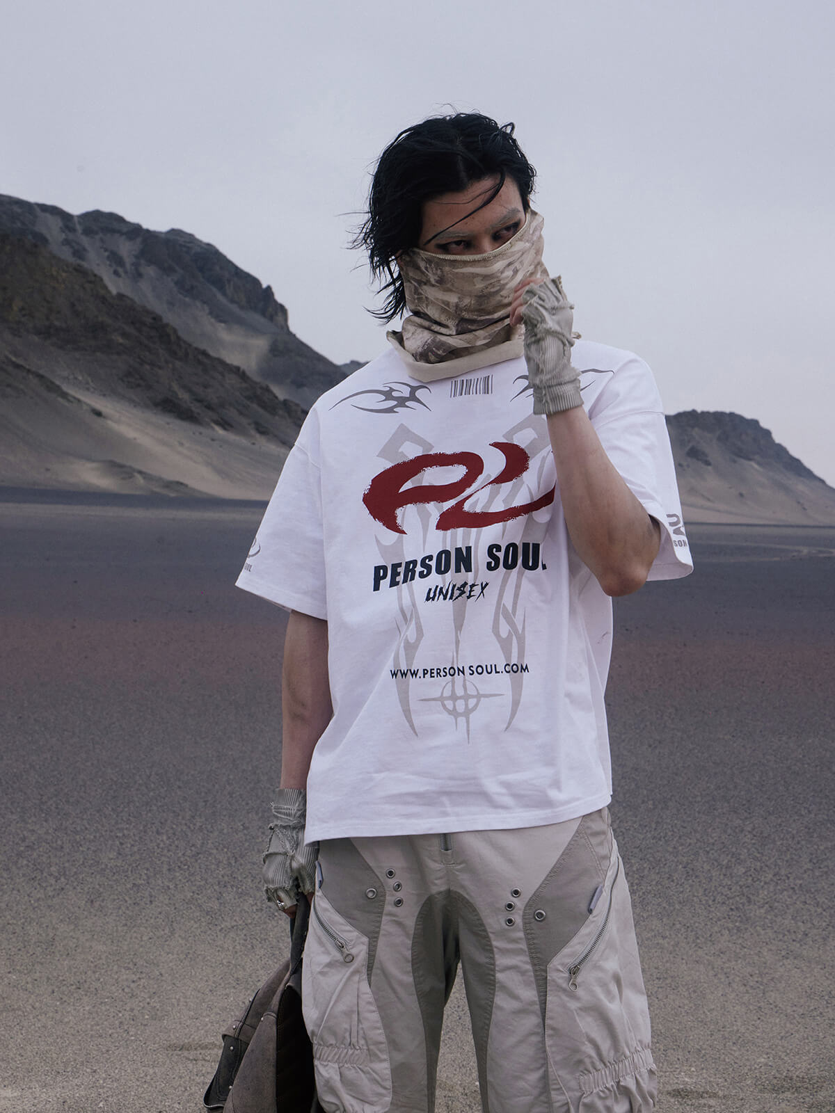 Personsoul Basic Logo Washed Oversized T-Shirt-IYAMIUIO