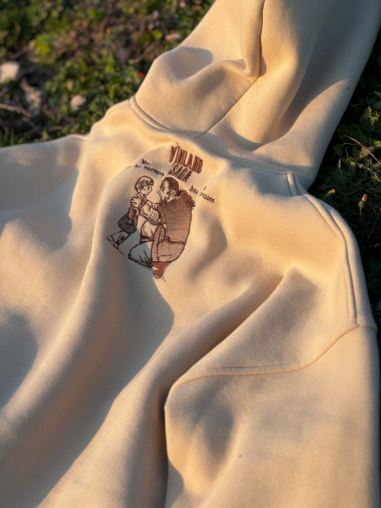 Vinland-Reversible V.S Hoodie-IYAMIUIO