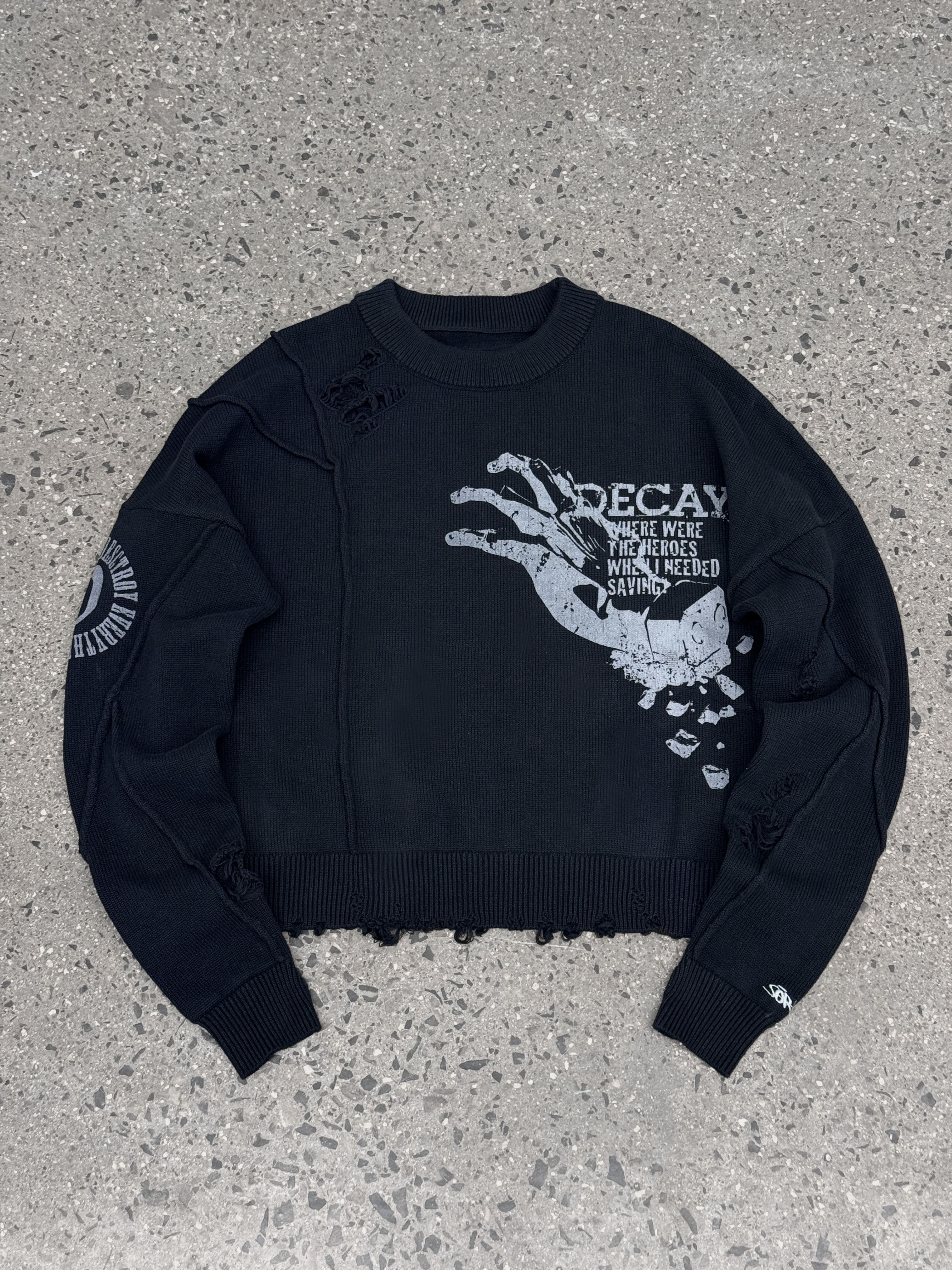 "DECAY" Knit-IYAMIUIO