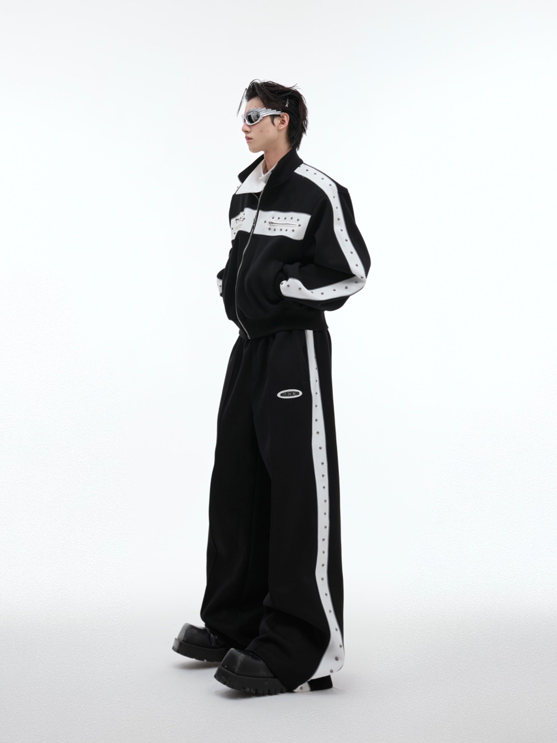 【24s Oct.】Metal Rivet Casual Silhouette Short Hoodie + Casual Pants-IYAMIUIO