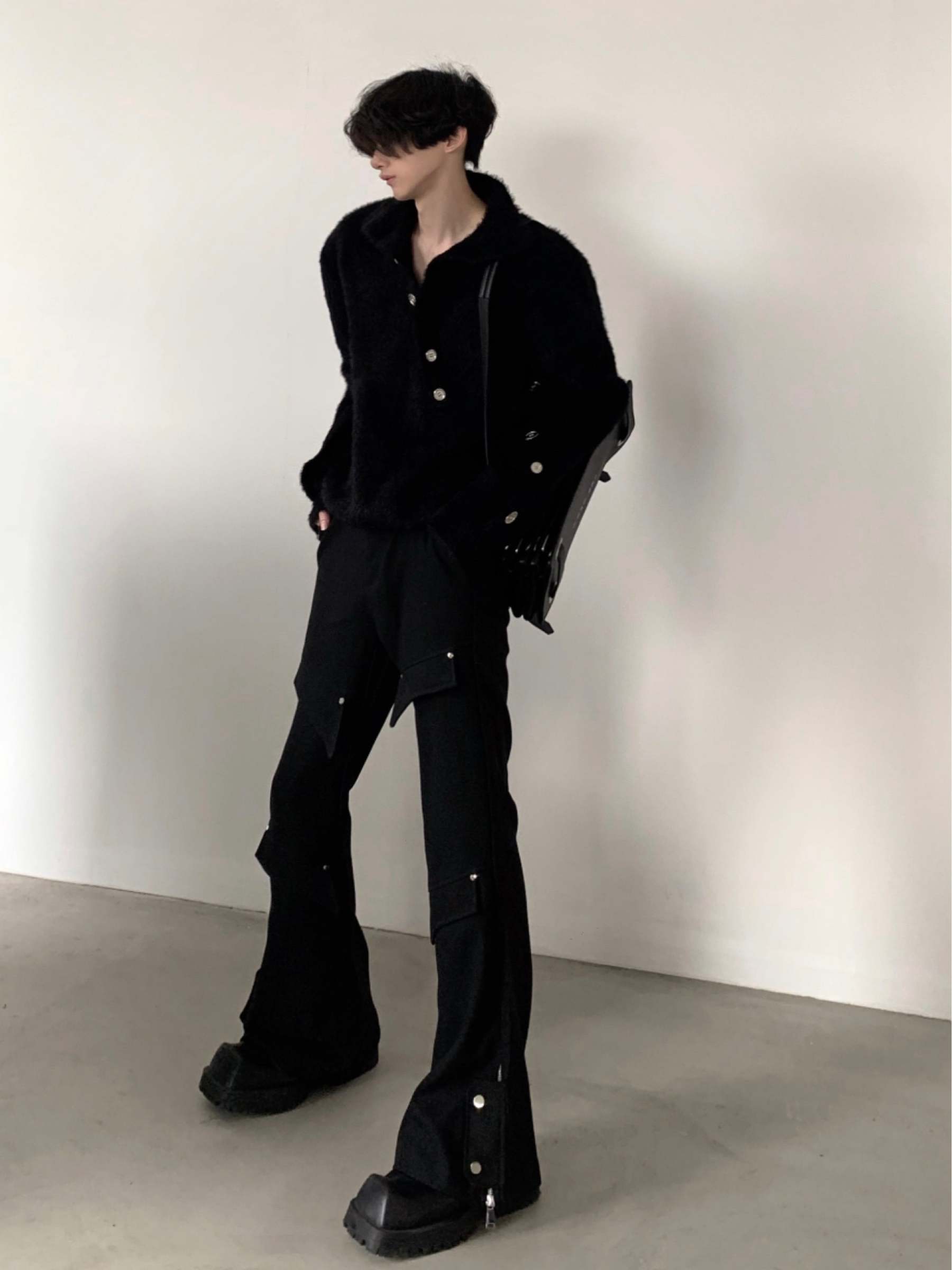 【23s December.】Curved Button Design Sweater-IYAMIUIO