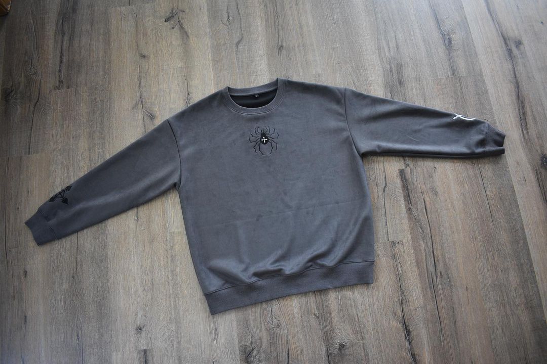 Lowkey Chrollo Embroidered Crew - HXH-IYAMIUIO