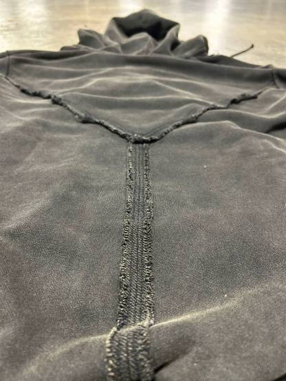 BERSERK ZIP UP HOODIE-IYAMIUIO