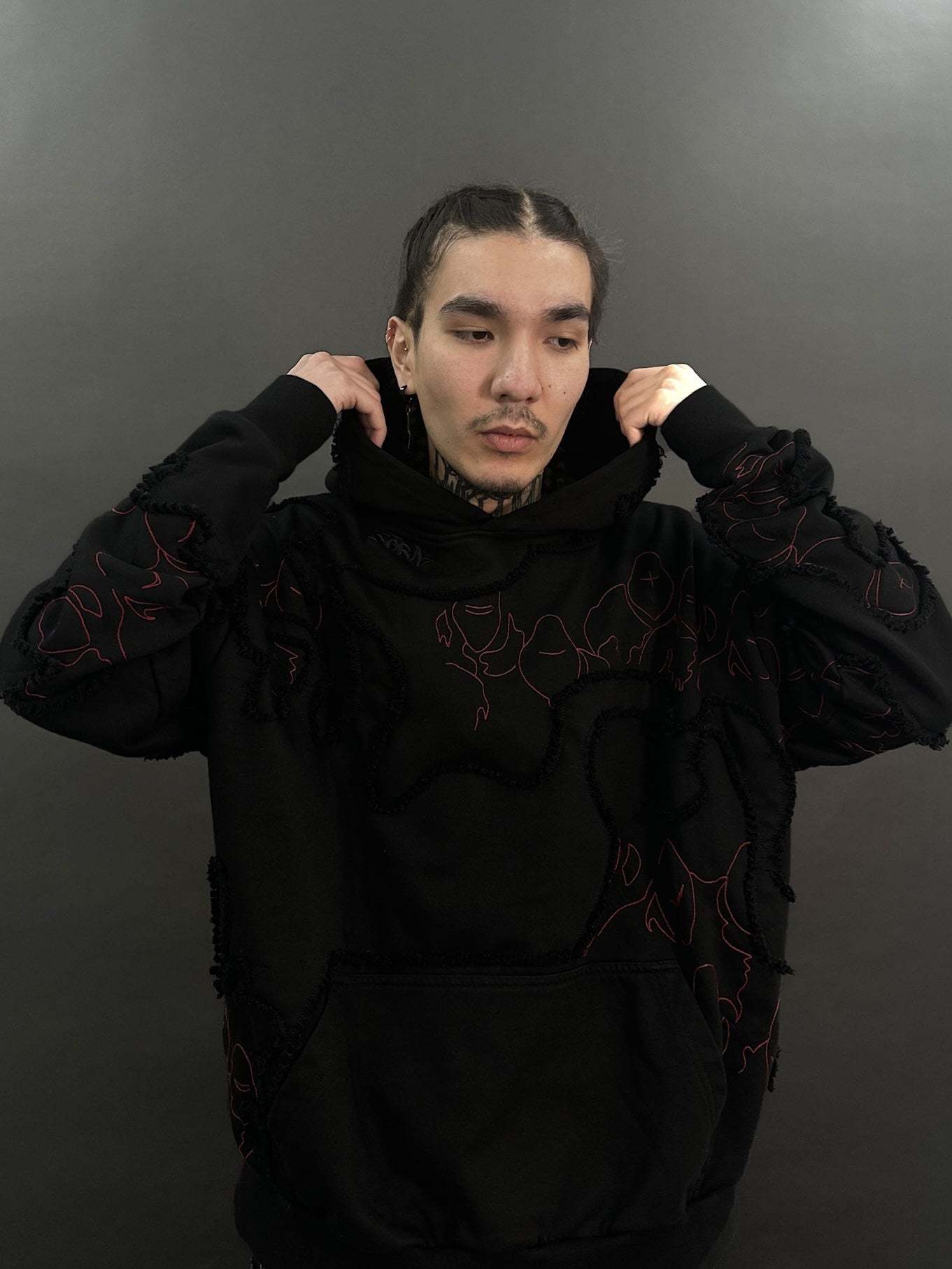 "LEVEL UP" Hoodie Black-IYAMIUIO